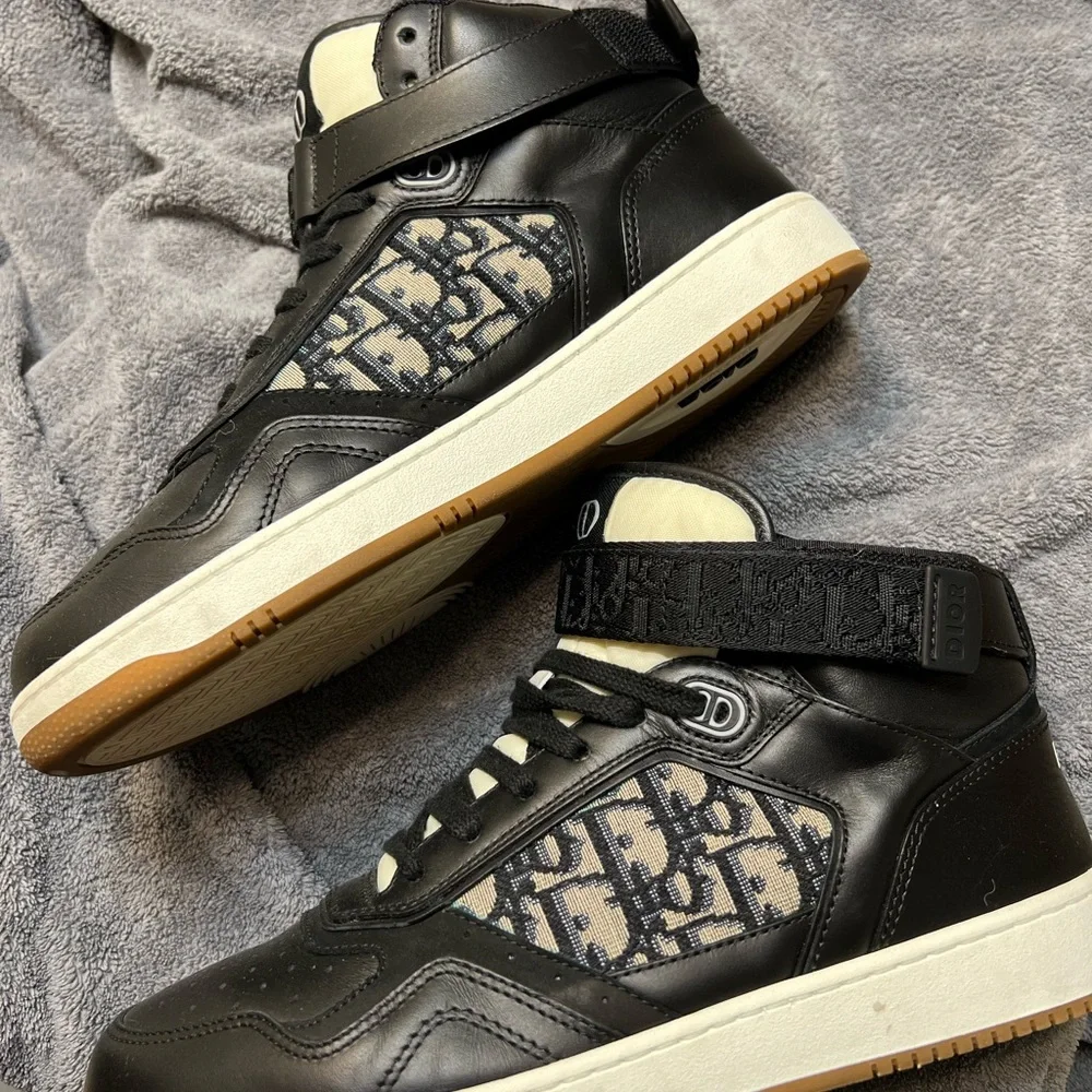Men’s Dior high tops - Picture 2 of 7